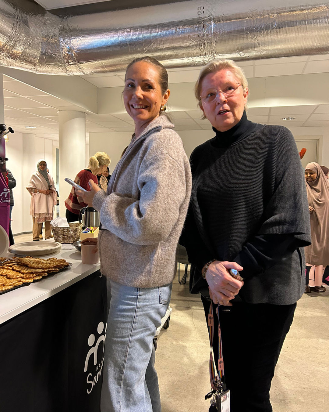 Foto: Marita Nodland En person og en person som poserer for et bilde